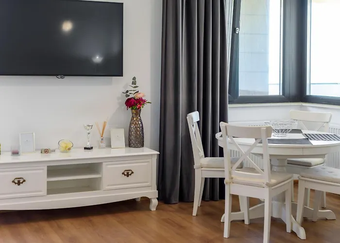 Lakeside Serenity Adamar * Mamaia